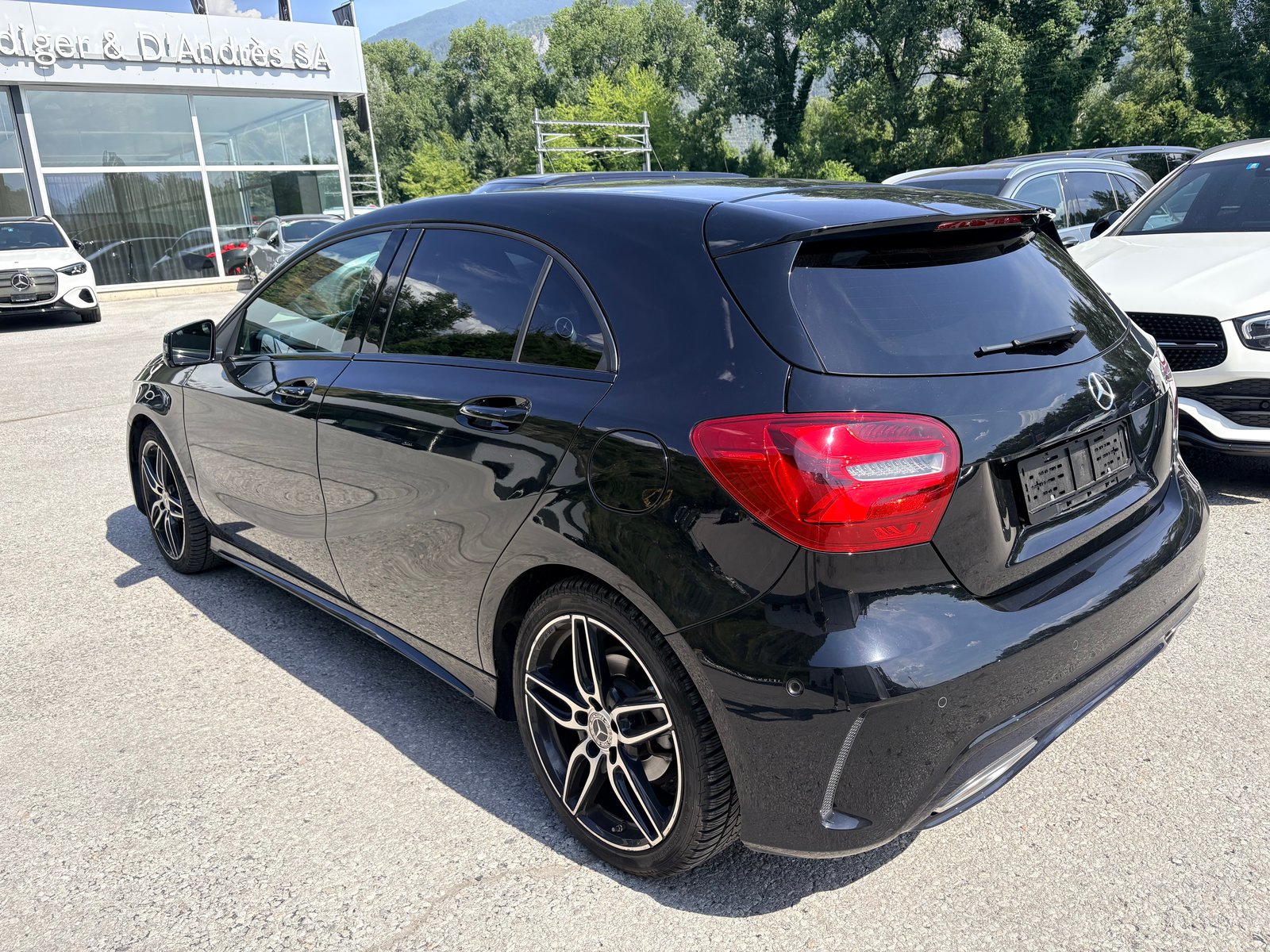 MERCEDES-BENZ A 180 AMG Line 7G-DCT, Benzin, Occasion / Gebraucht, Automatik - 5