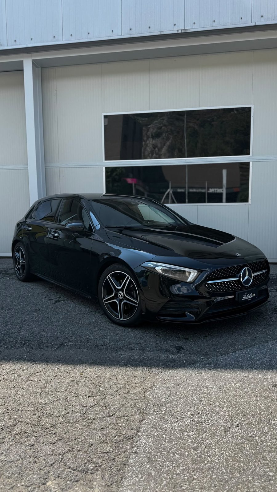 MERCEDES-BENZ A 180 AMG Line 7G-DCT