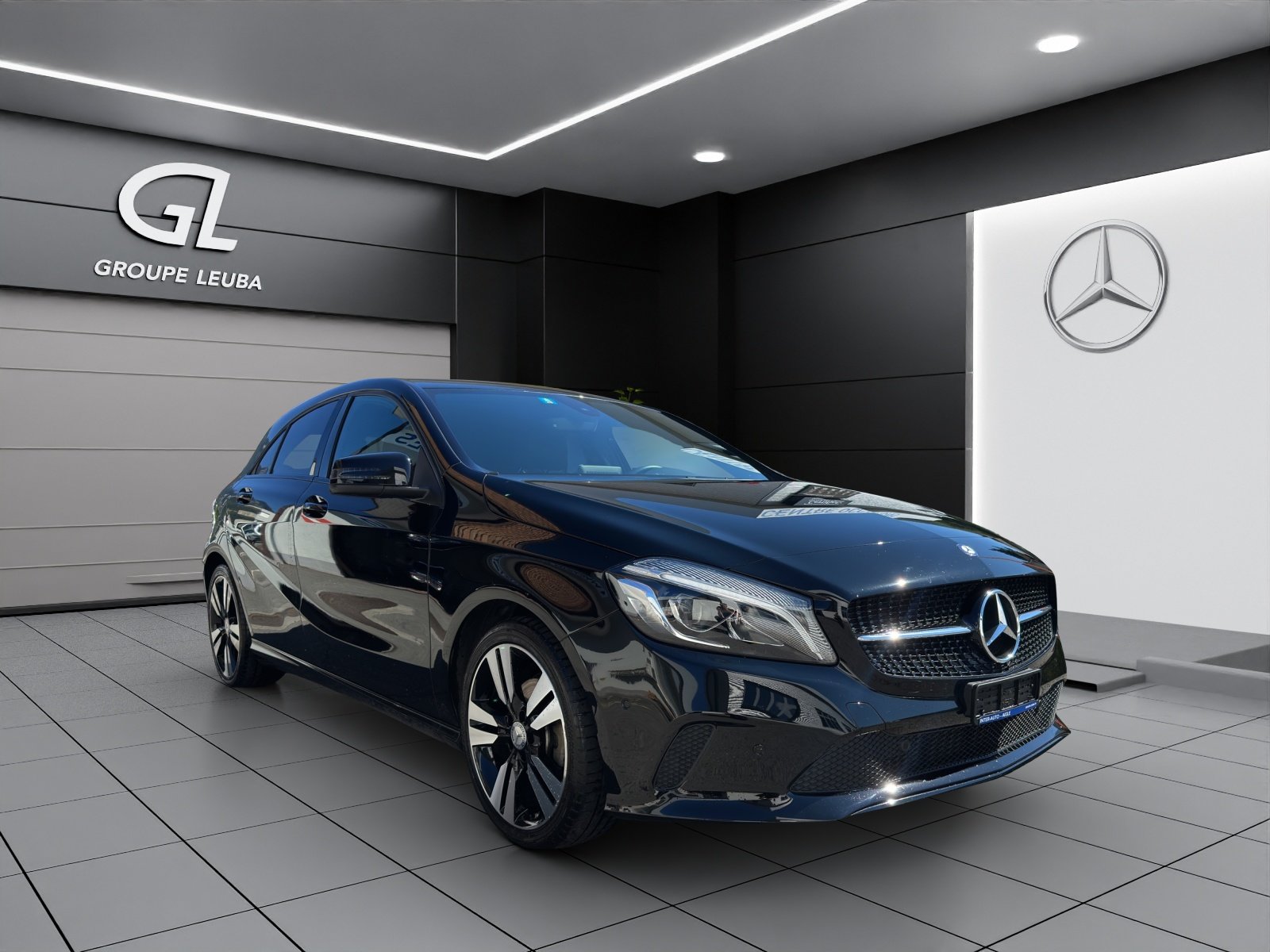 MERCEDES-BENZ A 180 Night Star 7G-DCT