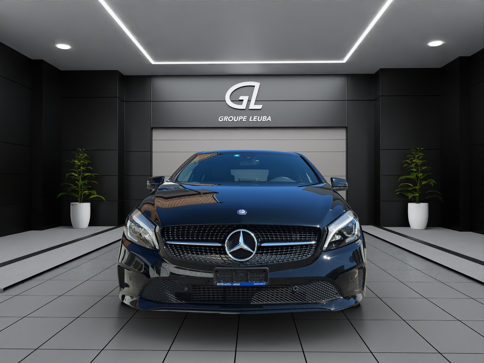 MERCEDES-BENZ A 180 Night Star 7G-DCT, Benzin, Occasion / Gebraucht, Automatik - 2