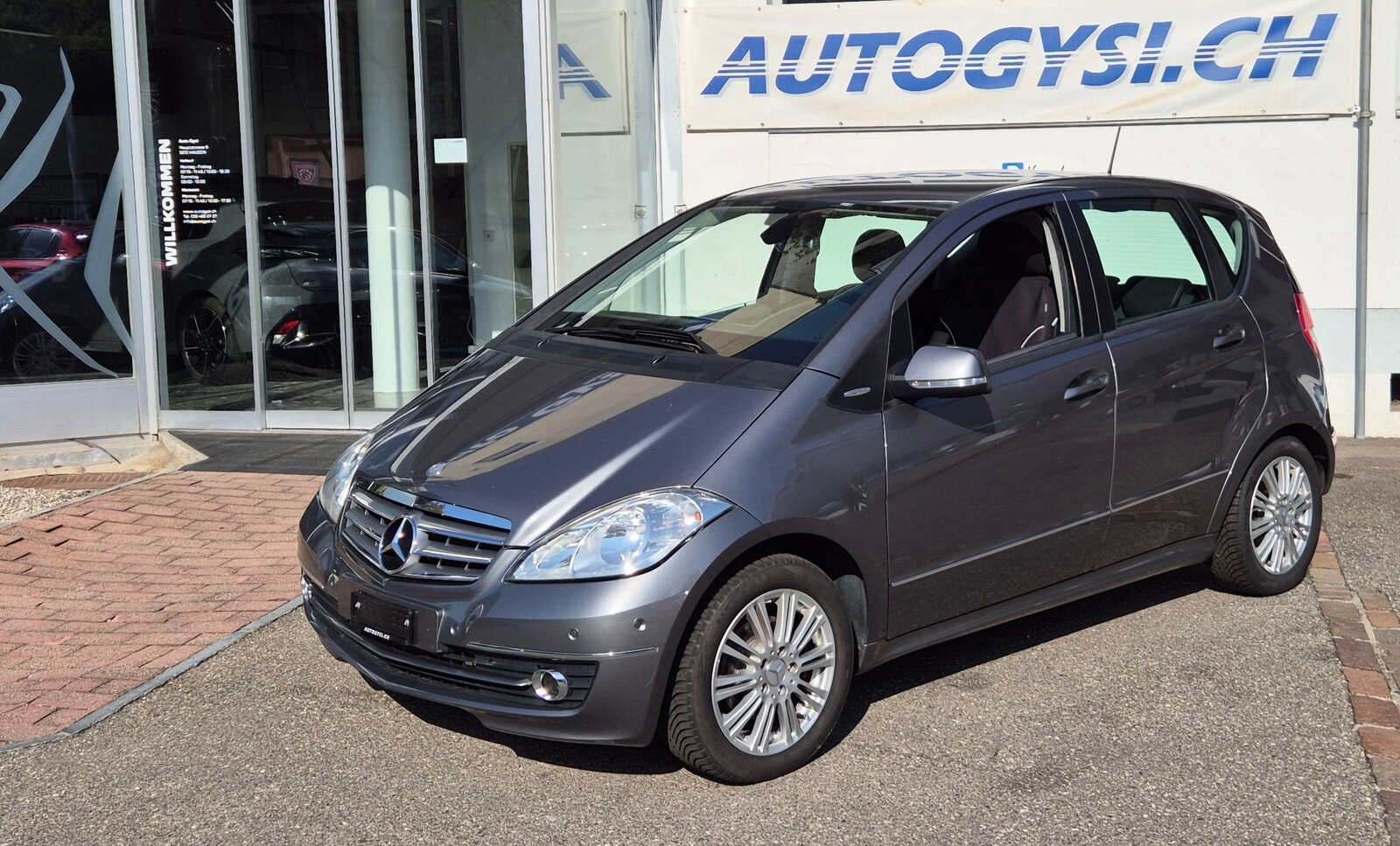 MERCEDES-BENZ A 180 CDI