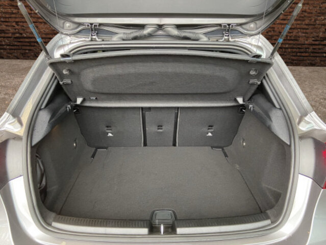 MERCEDES-BENZ A 180, Occasion / Utilisé, Automatique - 7
