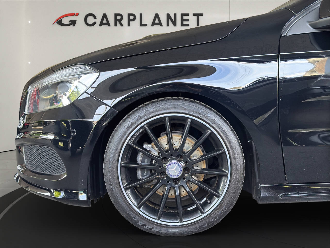 MERCEDES-BENZ A 180  AMG Line, Essence, Occasion / Utilisé, Manuelle - 4