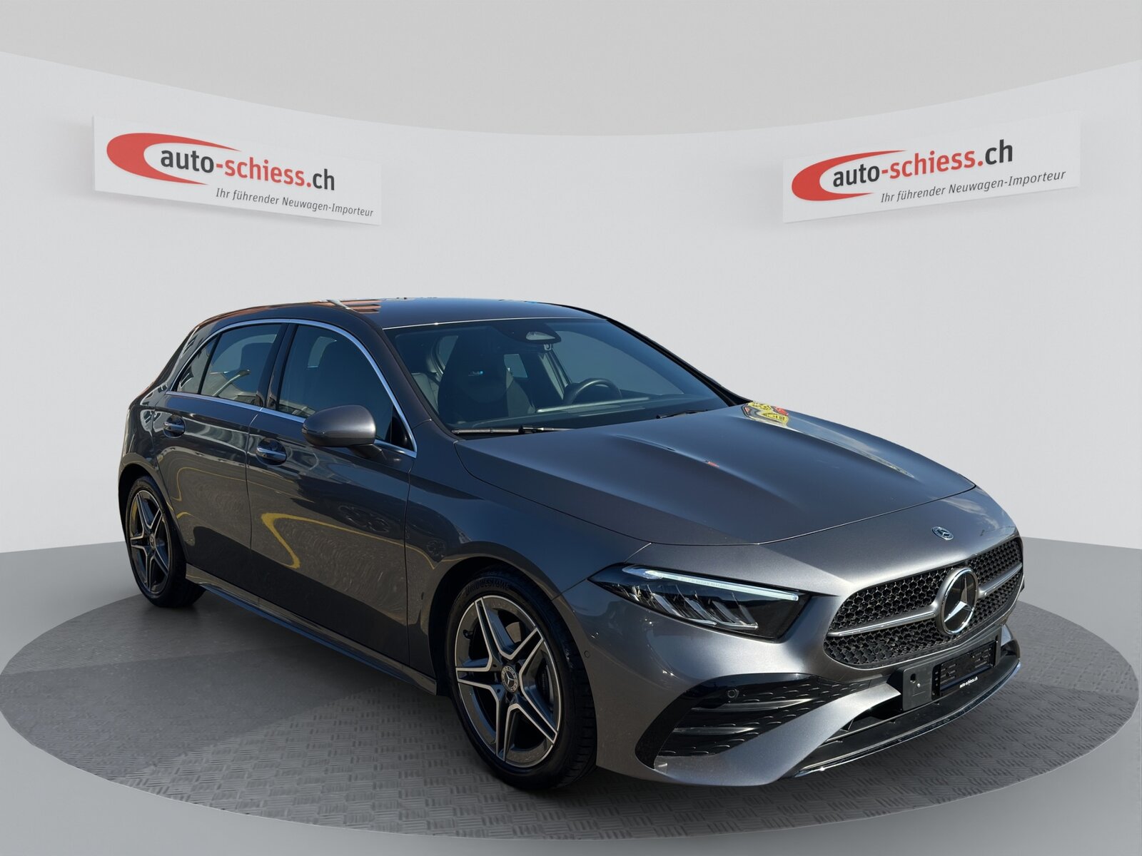 MERCEDES-BENZ A 180 AMG Line 7G-DCT