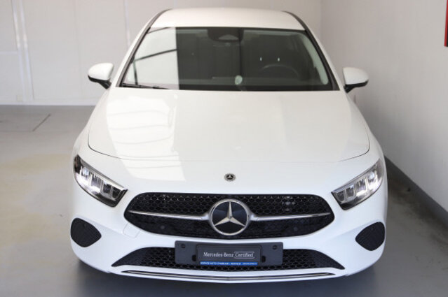 MERCEDES-BENZ A 180, Mild-Hybrid Petrol/Electric, Second hand / Used, Automatic - 5