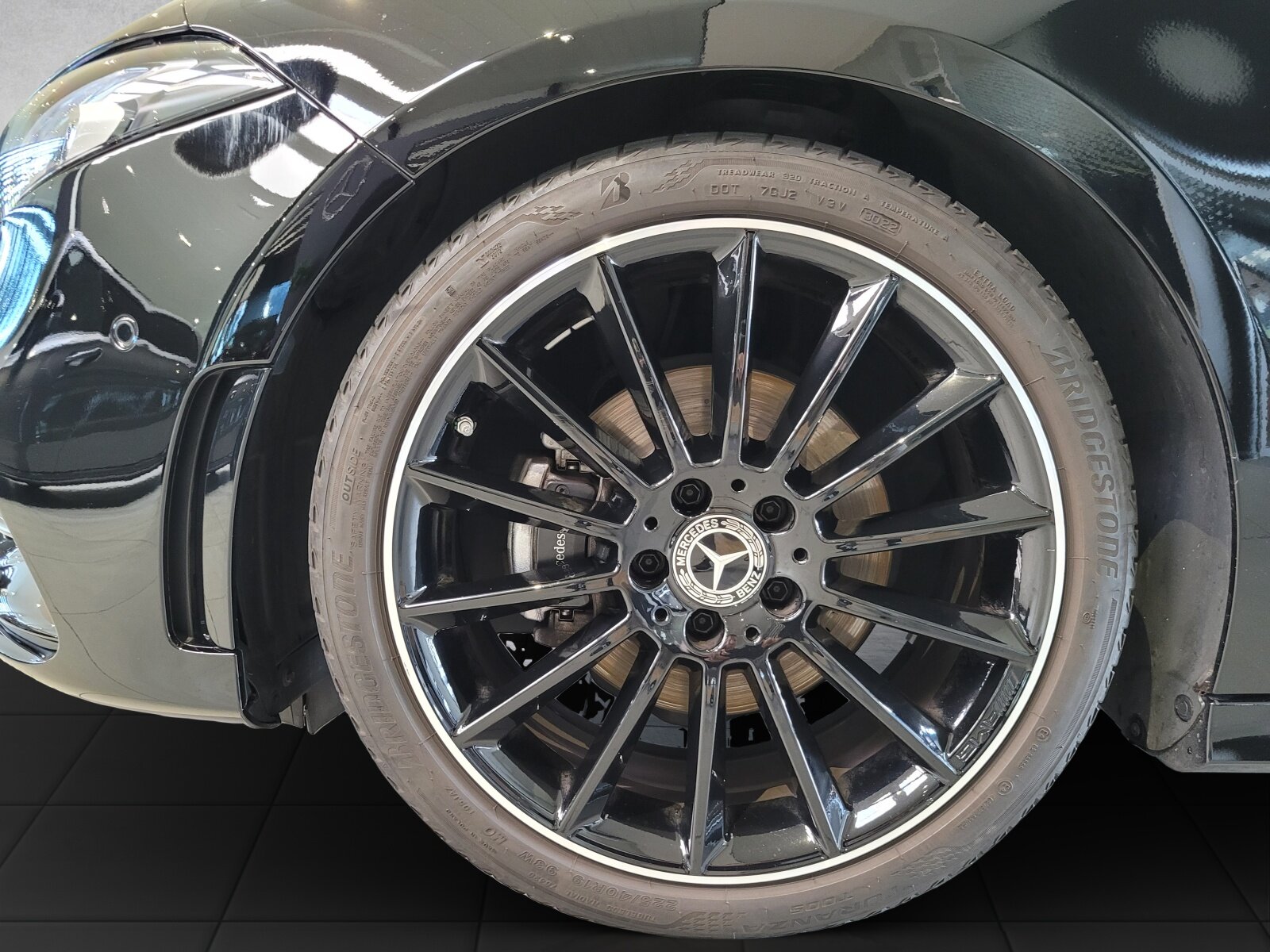 MERCEDES-BENZ A 180 AMG Line, Essence, Occasion / Utilisé, Manuelle - 2
