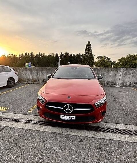MERCEDES-BENZ A-Klasse W177 A 180 Night Star