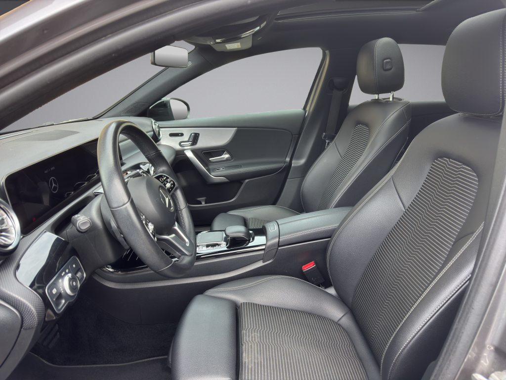 MERCEDES-BENZ A 180 Progressive, Benzin, Occasion / Gebraucht, Automatik - 7