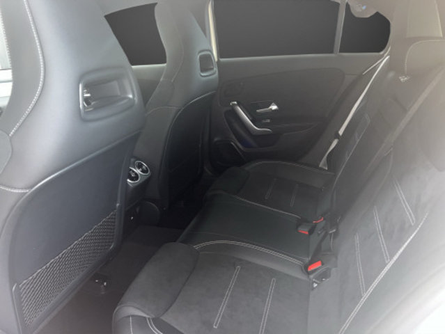 MERCEDES-BENZ A 180 Night Star 7G-DCT, Mild-Hybrid Benzin/Elektro, Vorführwagen, Automatik - 7