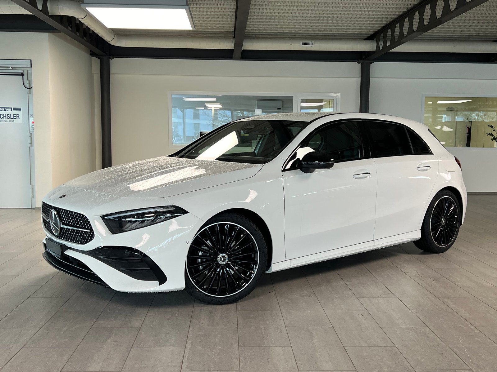 MERCEDES-BENZ A 180 7G-DCT