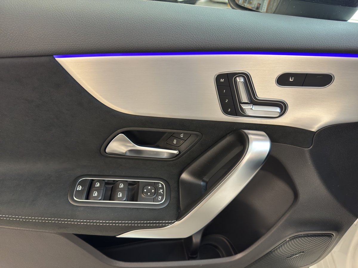 MERCEDES-BENZ A 200 AMG Line Night Star, Mild-Hybrid Petrol/Electric, New car, Automatic - 6