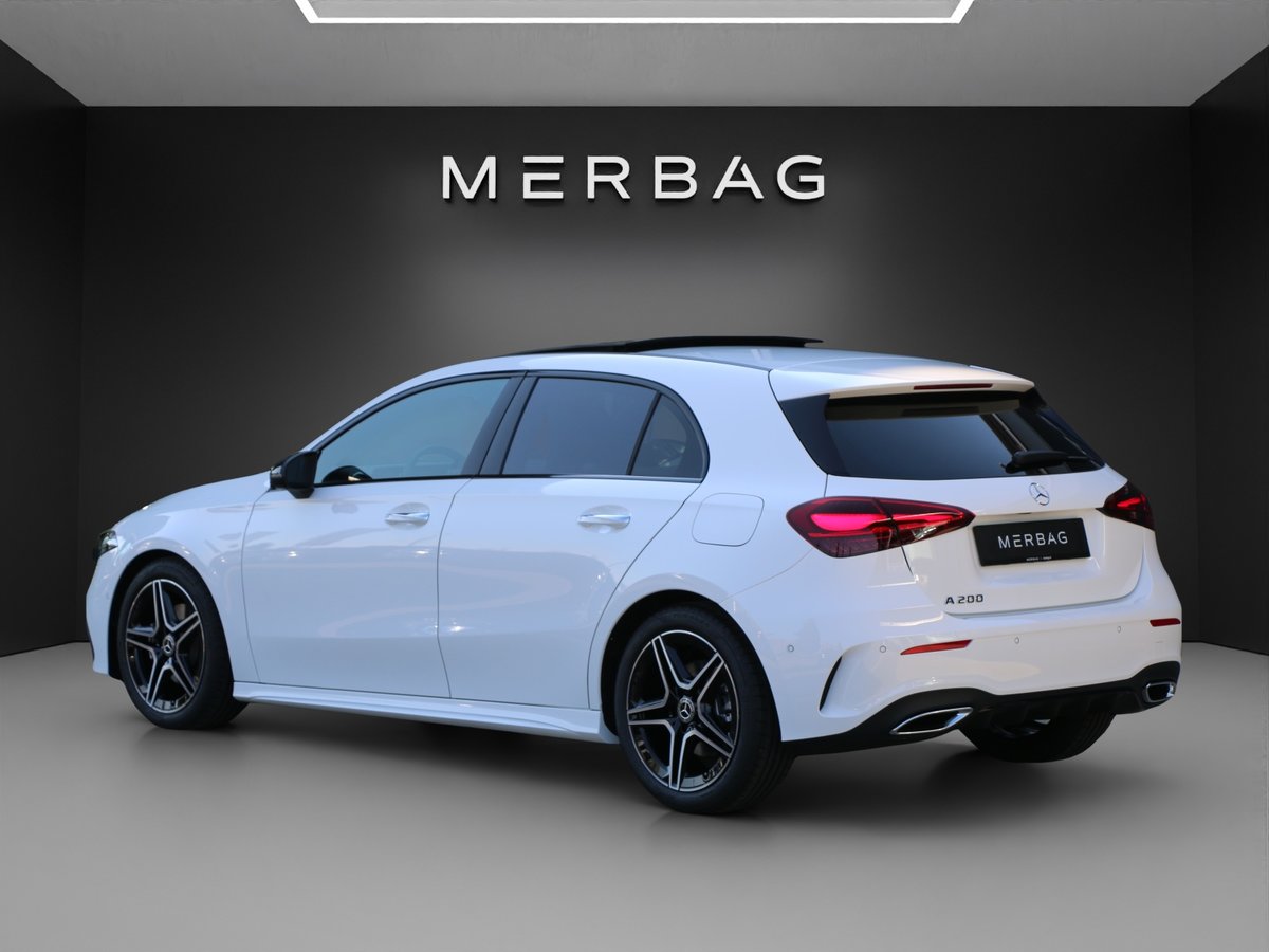 MERCEDES-BENZ A 200 7G-DCT, Mild-Hybrid Petrol/Electric, New car, Automatic - 3
