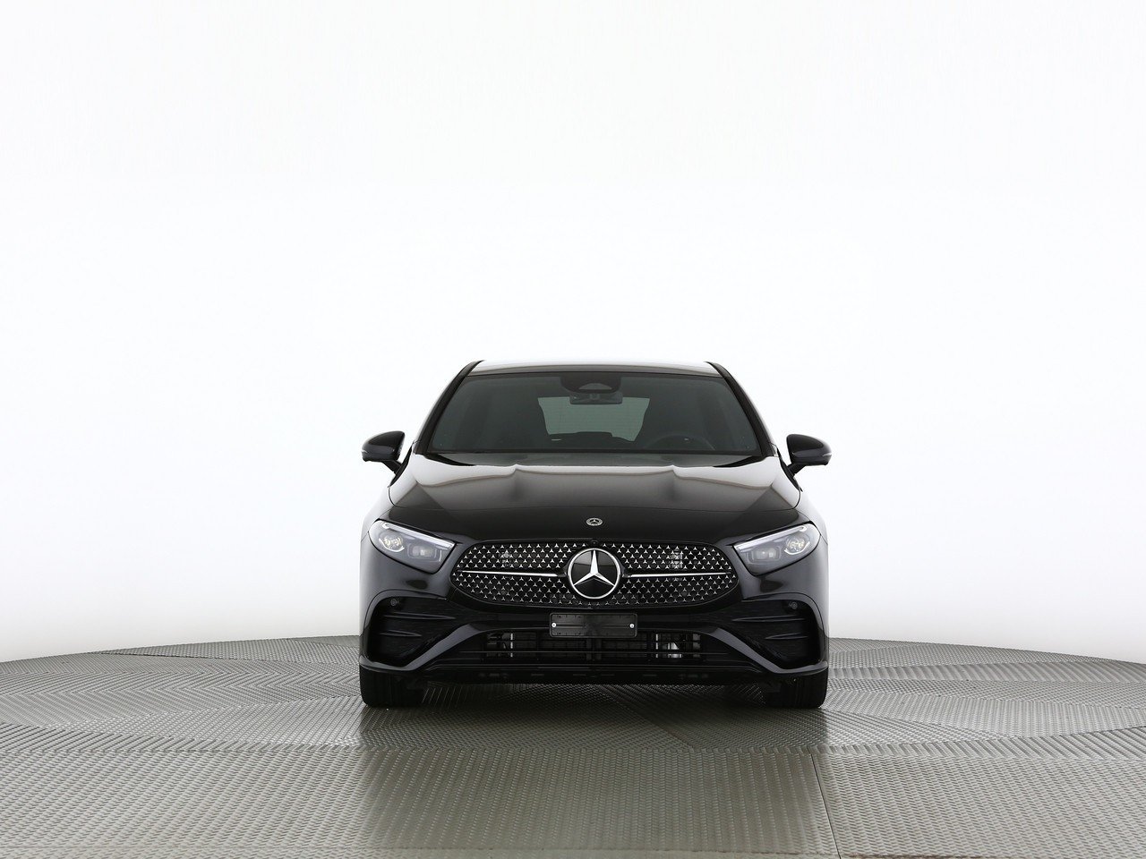MERCEDES-BENZ A 200 7G-DCT, Mild-Hybrid Petrol/Electric, New car, Automatic - 6