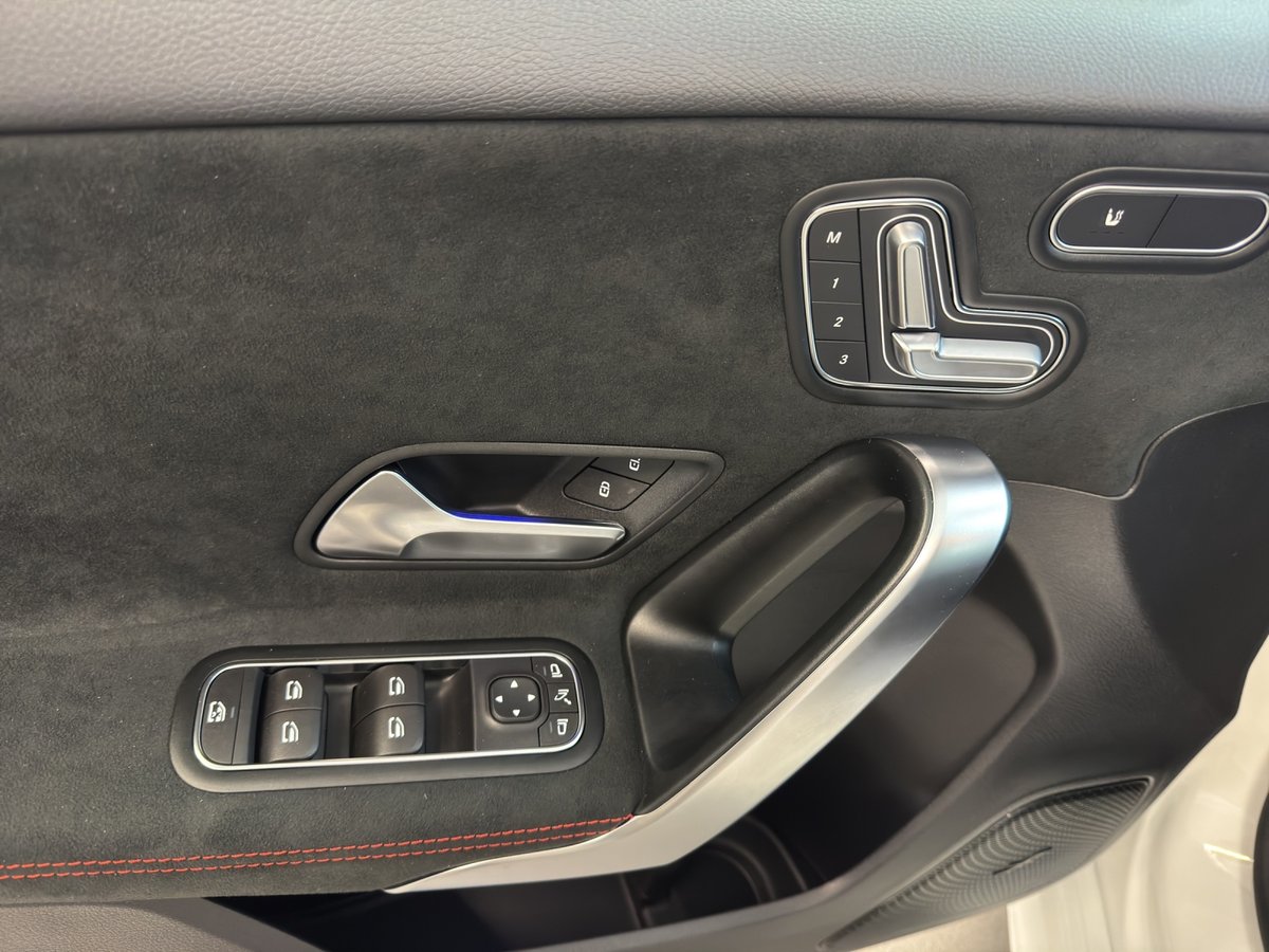 MERCEDES-BENZ A 200 AMG Line Night Star, Mild-Hybrid Petrol/Electric, New car, Automatic - 6