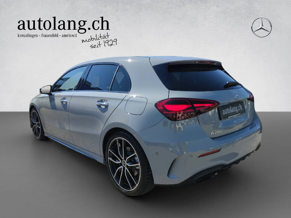 MERCEDES-BENZ A 200 AMG Line Night Star, Hybride Leggero Benzina/Elettrica, Auto nuove, Automatico - 3