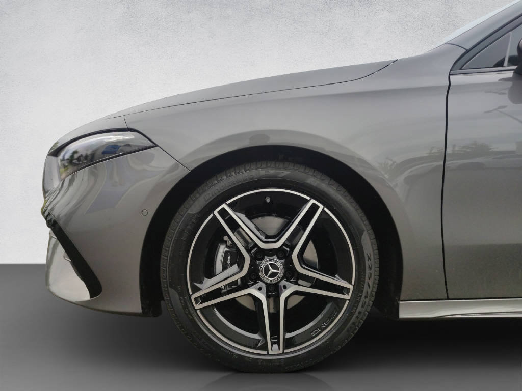 MERCEDES-BENZ A 200 AMG Line Night Star, Hybride Leggero Benzina/Elettrica, Auto nuove, Automatico - 7