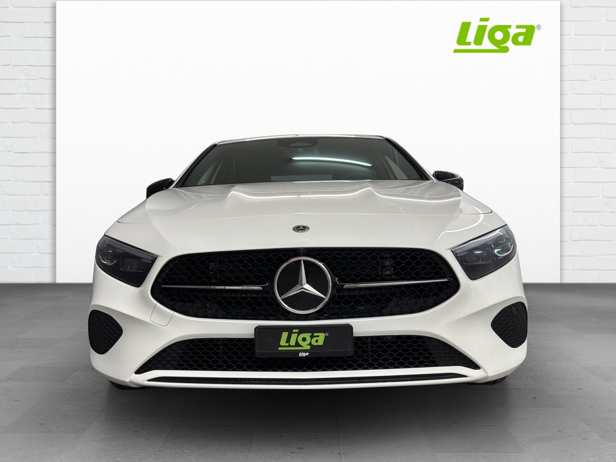 MERCEDES-BENZ A 200 Night Star, Hybride Leggero Benzina/Elettrica, Auto nuove, Automatico - 3