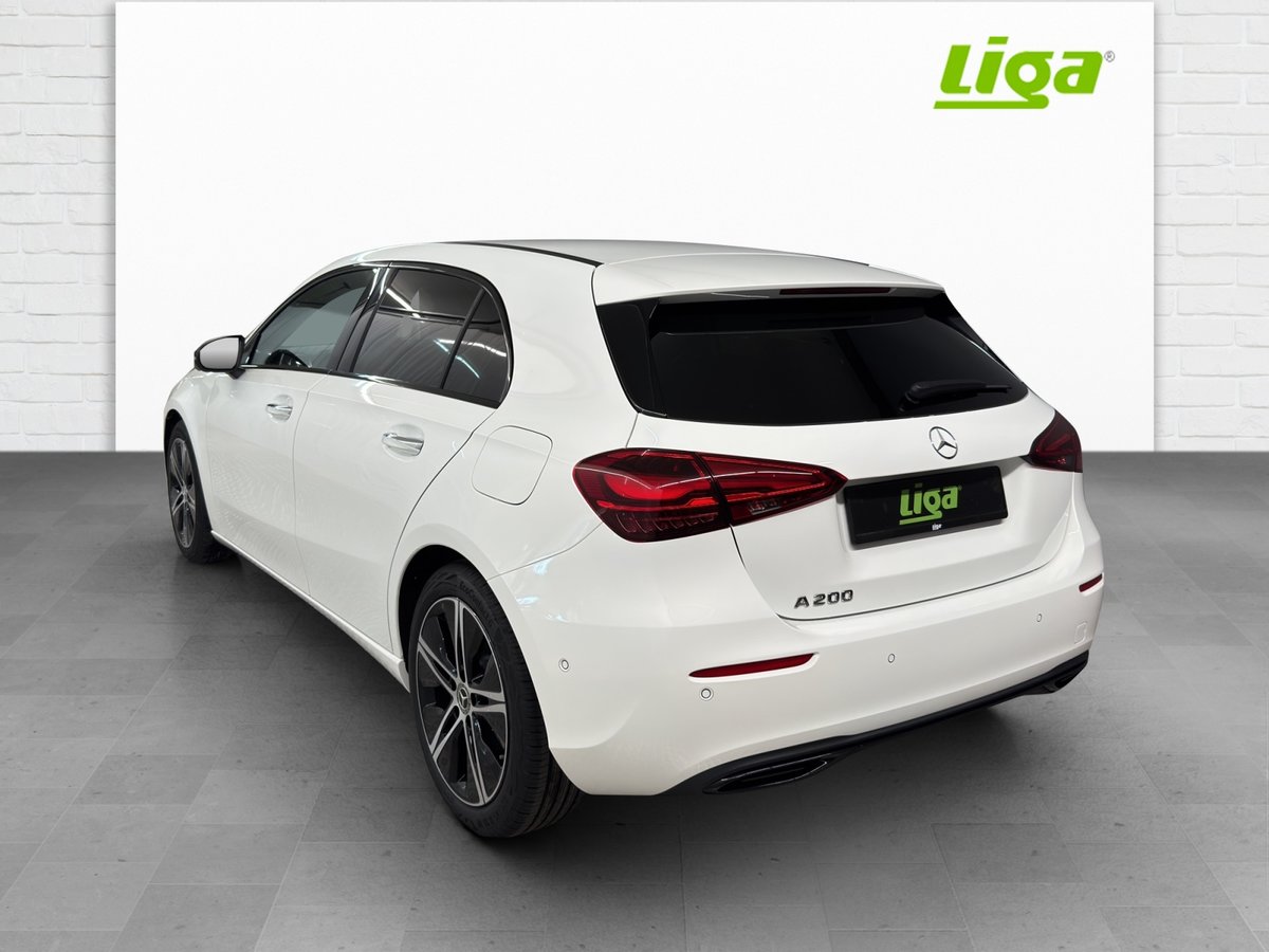 MERCEDES-BENZ A 200 Night Star, Hybride Leggero Benzina/Elettrica, Auto nuove, Automatico - 4