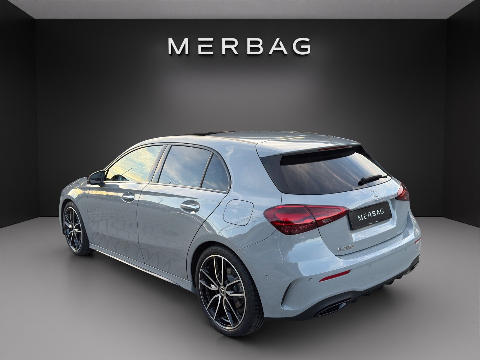 MERCEDES-BENZ A 200 7G-DCT Night Star, Hybride Leggero Benzina/Elettrica, Auto nuove, Automatico - 3
