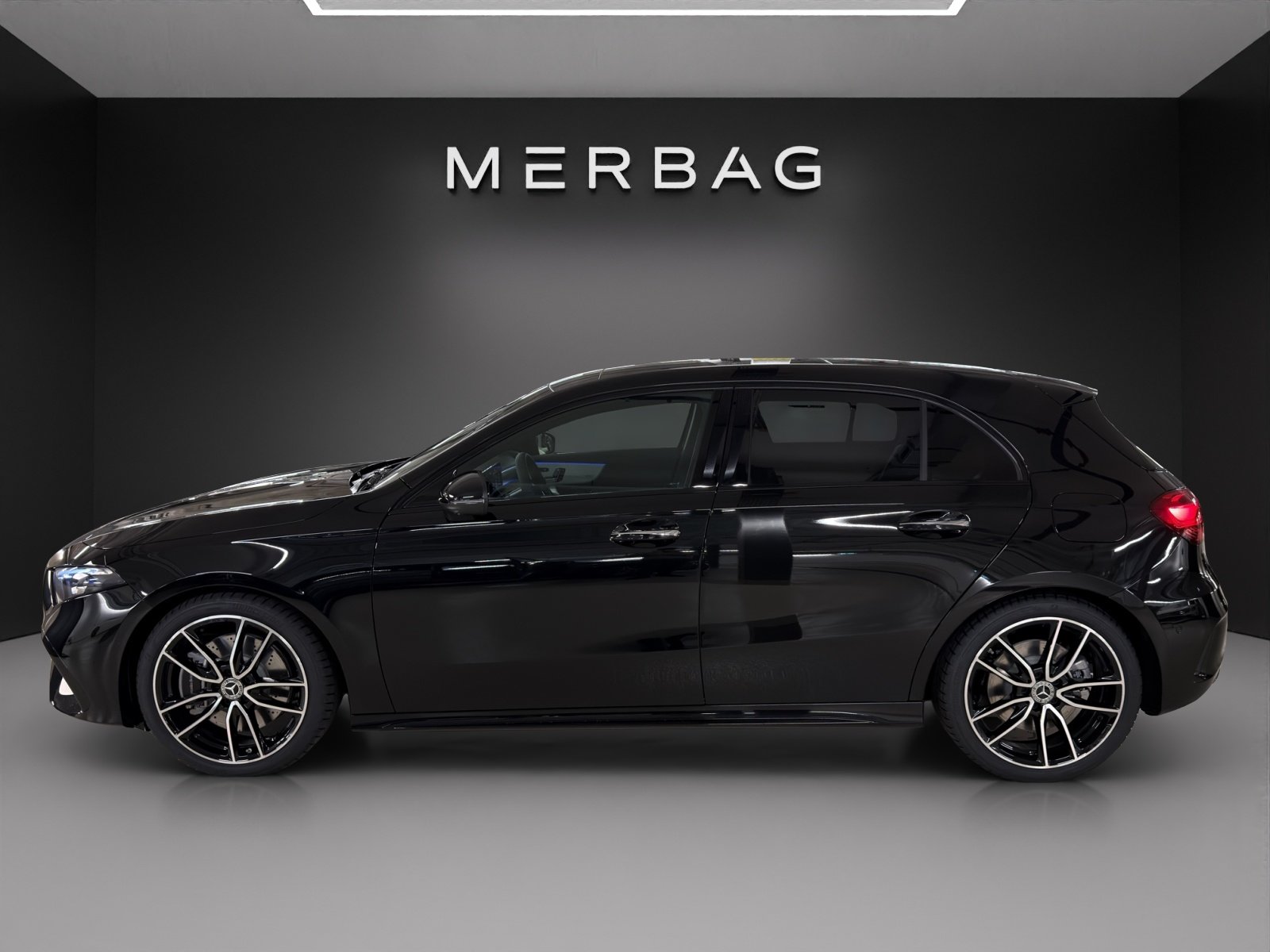 MERCEDES-BENZ A 200 7G-DCT, Hybride Léger Essence/Électricité, Voiture nouvelle, Automatique - 4