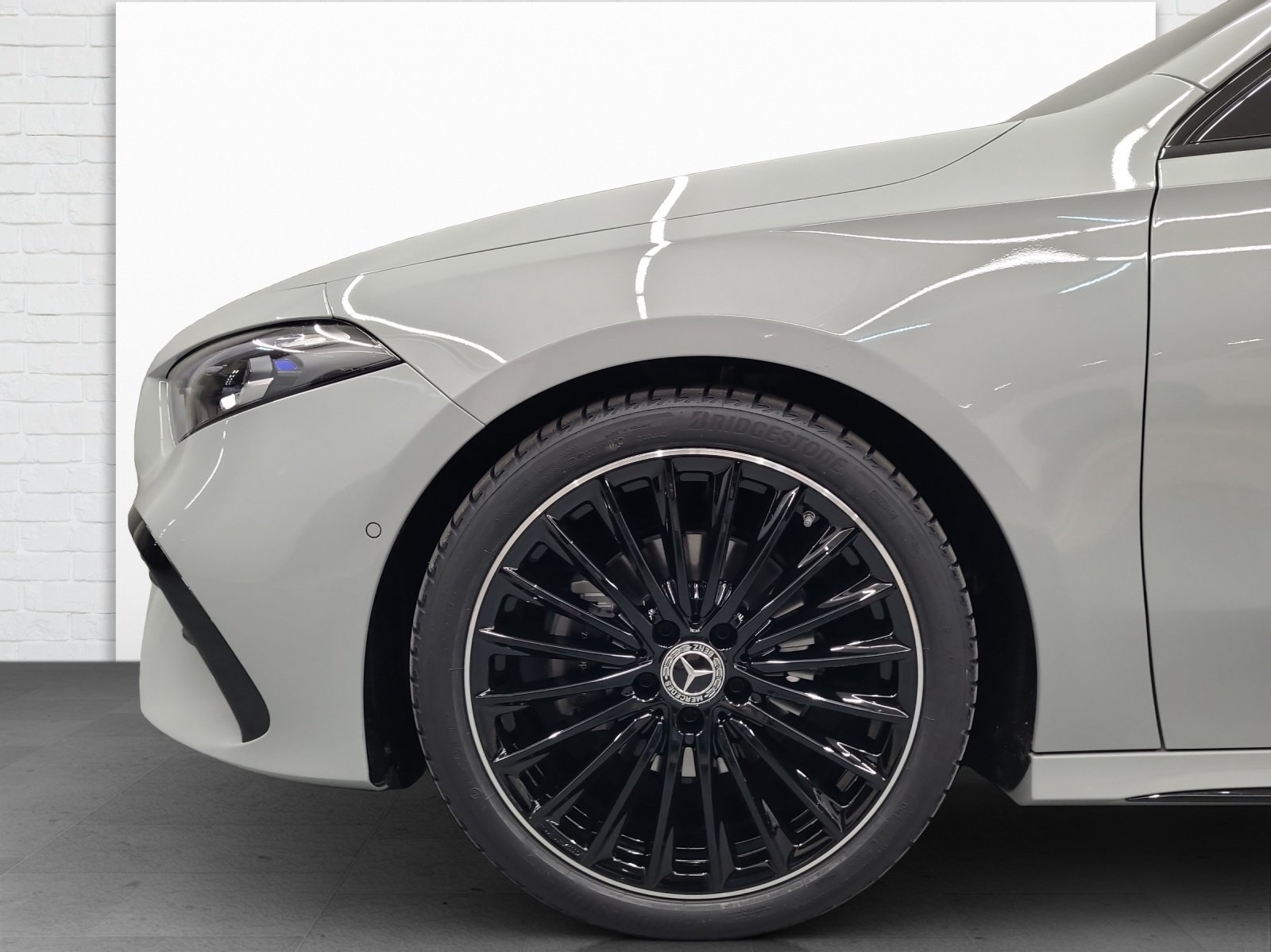 MERCEDES-BENZ A 200 AMG Line Night Star, Mild-Hybrid Petrol/Electric, New car, Automatic - 6