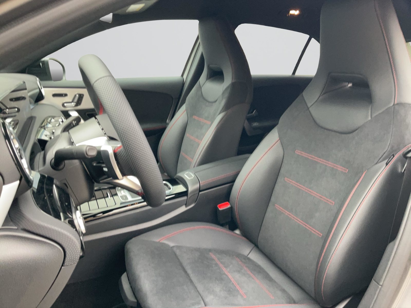 MERCEDES-BENZ A 200 Night Star AMG Line, Mild-Hybrid Petrol/Electric, New car, Automatic - 5