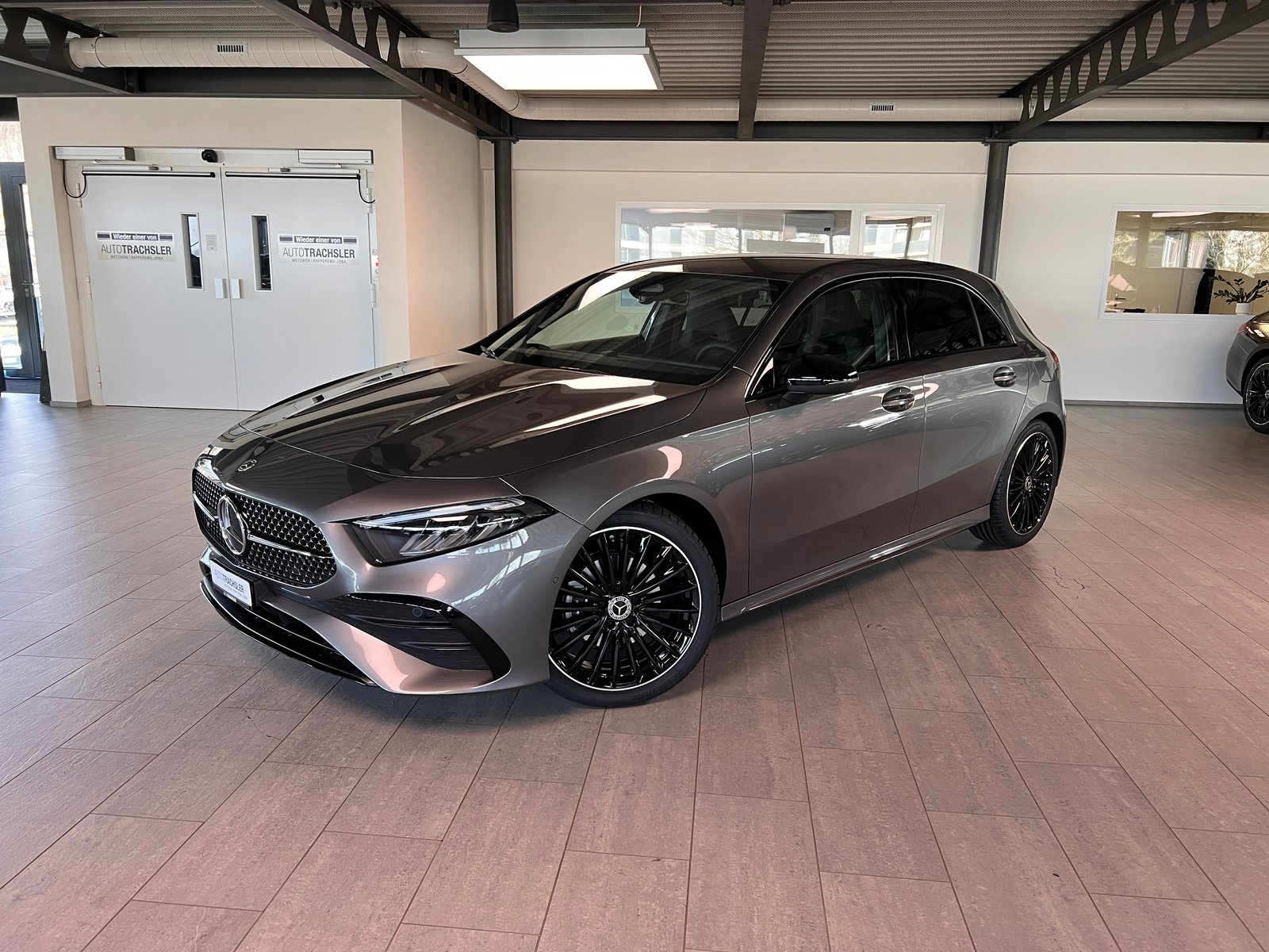 MERCEDES-BENZ A 200 Night Star 7G-DCT