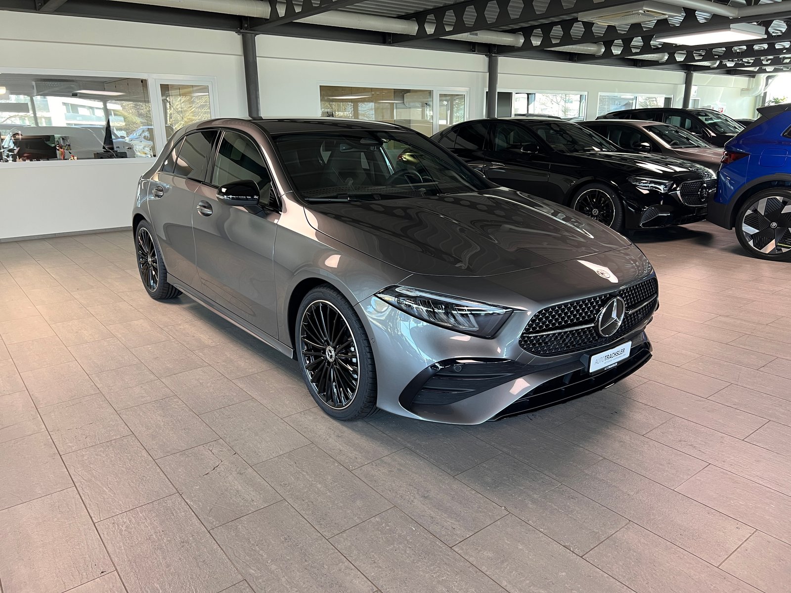 MERCEDES-BENZ A 200 Night Star 7G-DCT, Mild-Hybrid Benzin/Elektro, Neuwagen, Automatik - 3