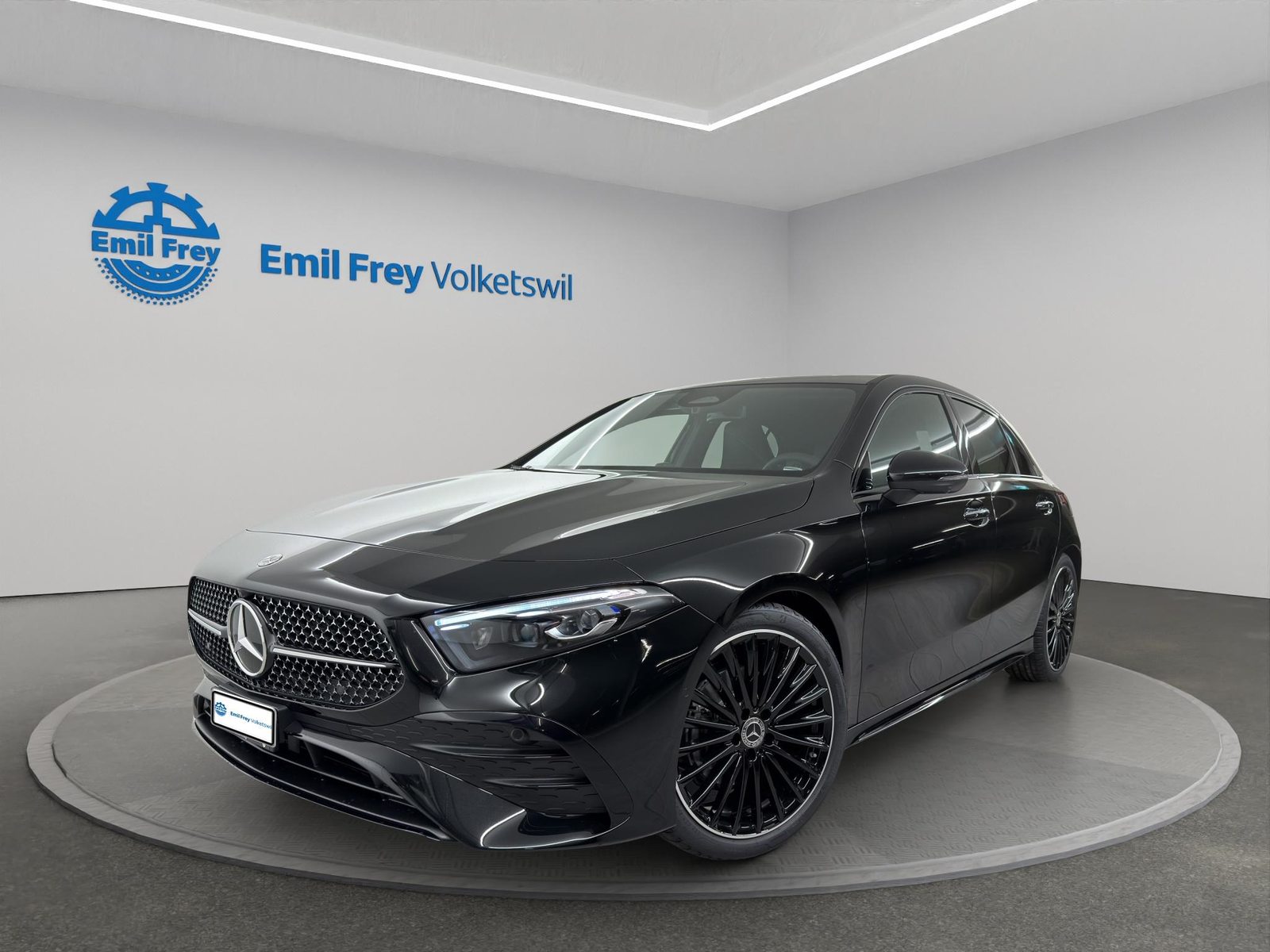 MERCEDES-BENZ A 200 Night Star AMG Line