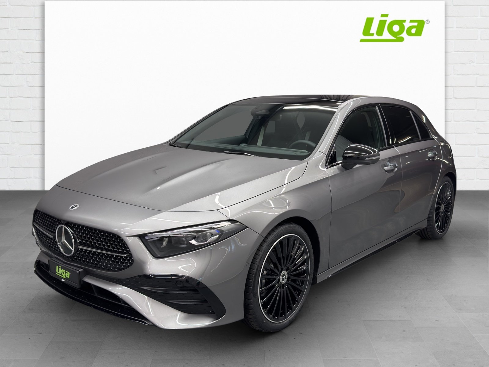 MERCEDES-BENZ A 200 Night Star, Hybride Léger Essence/Électricité, Voiture nouvelle, Automatique - 2