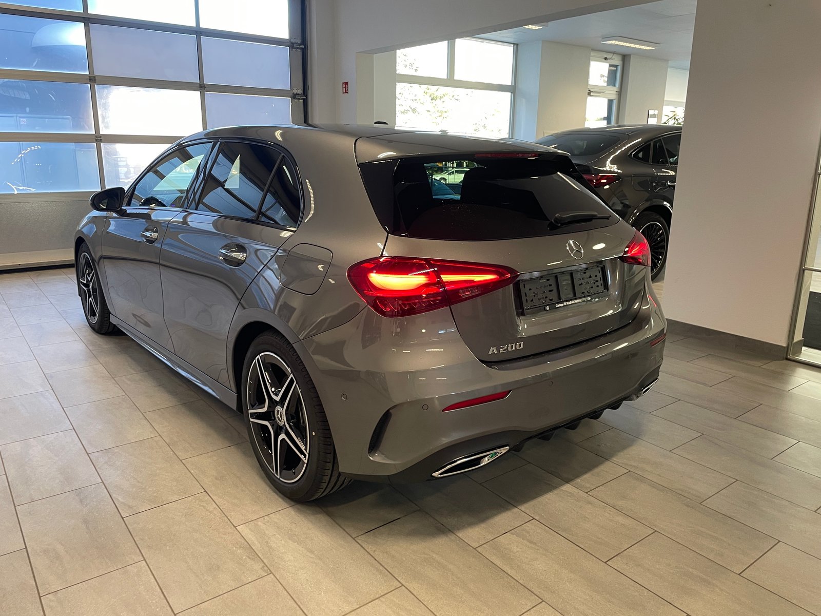 MERCEDES-BENZ A 200 Night Star 7G-DCT, Hybride Leggero Benzina/Elettrica, Auto nuove, Automatico - 5