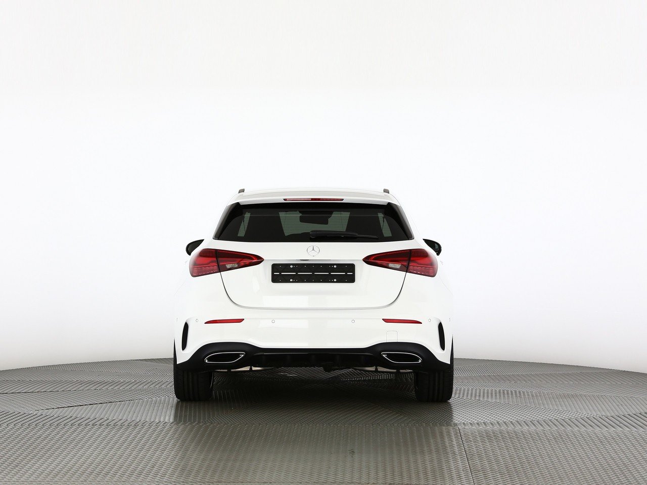MERCEDES-BENZ A 200 Night Star 7G-DCT, Hybride Leggero Benzina/Elettrica, Auto nuove, Automatico - 4