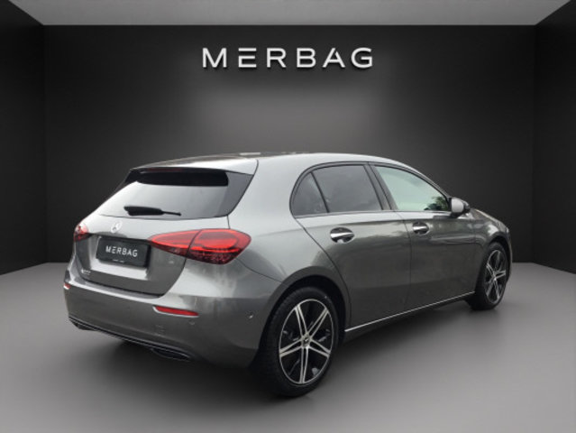 MERCEDES-BENZ A 200 Night Star 7G-DCT, Mild-Hybrid Benzin/Elektro, Neuwagen, Automatik - 4