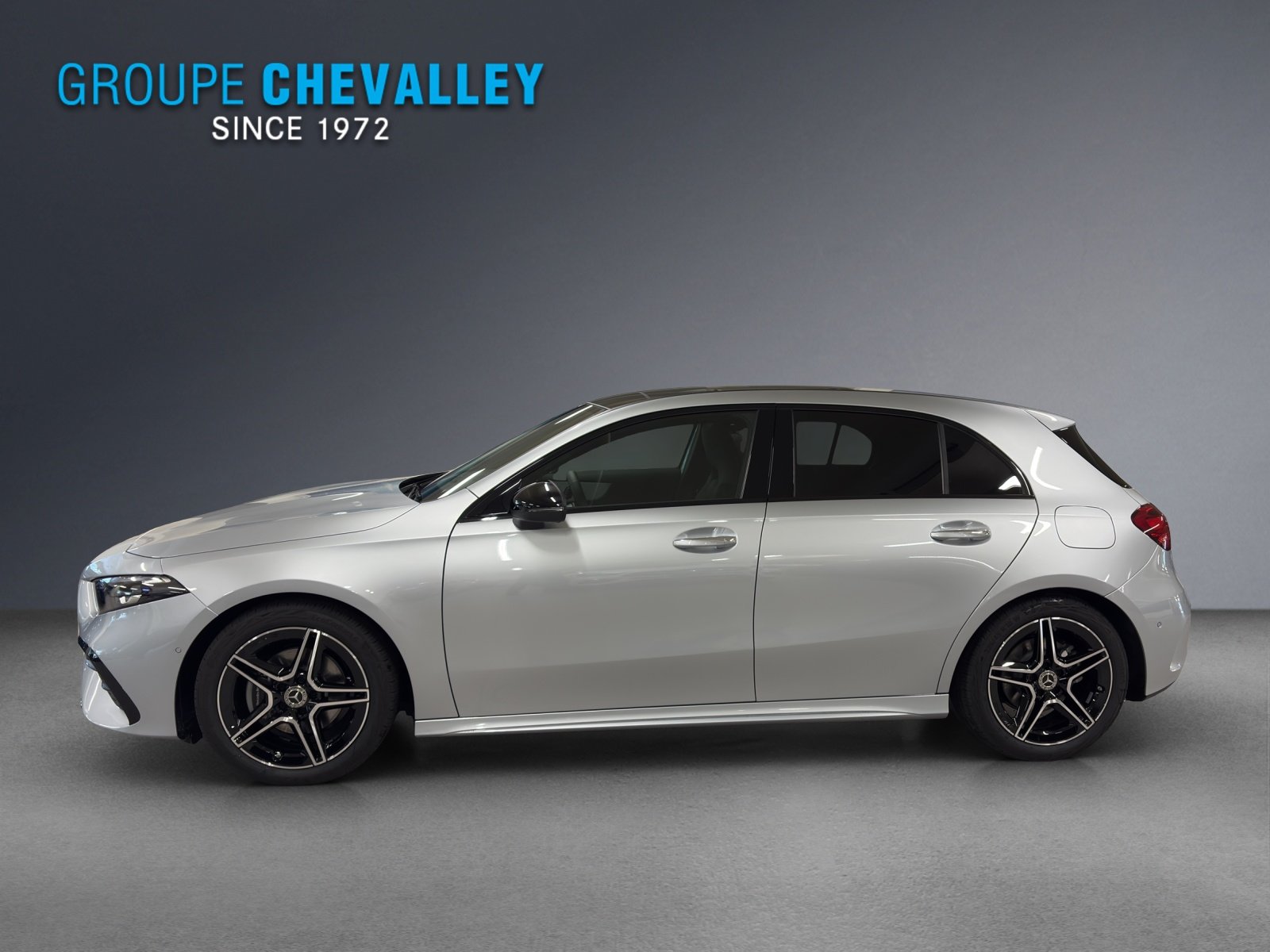 MERCEDES-BENZ A 200 Berline Compacte Night Star, Mild-Hybrid Benzin/Elektro, Neuwagen, Automatik - 2