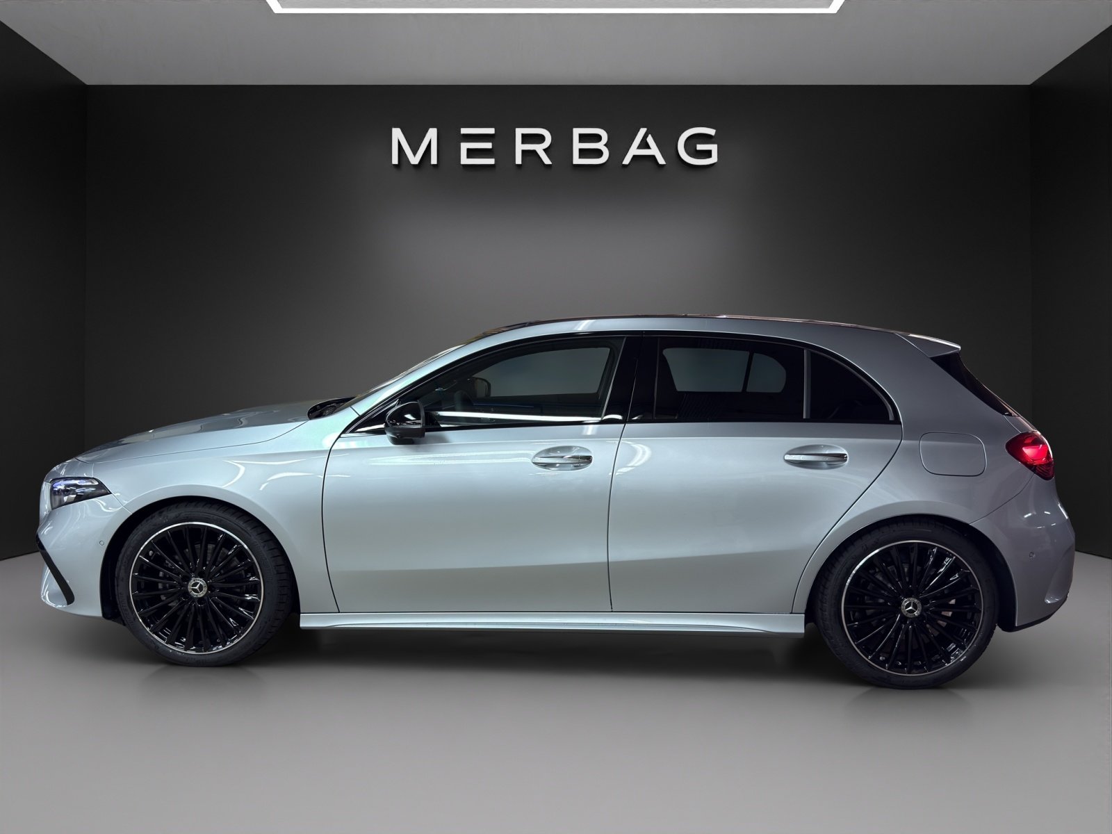 MERCEDES-BENZ A 200 Night Star 7G-DCT, Mild-Hybrid Petrol/Electric, New car, Automatic - 2