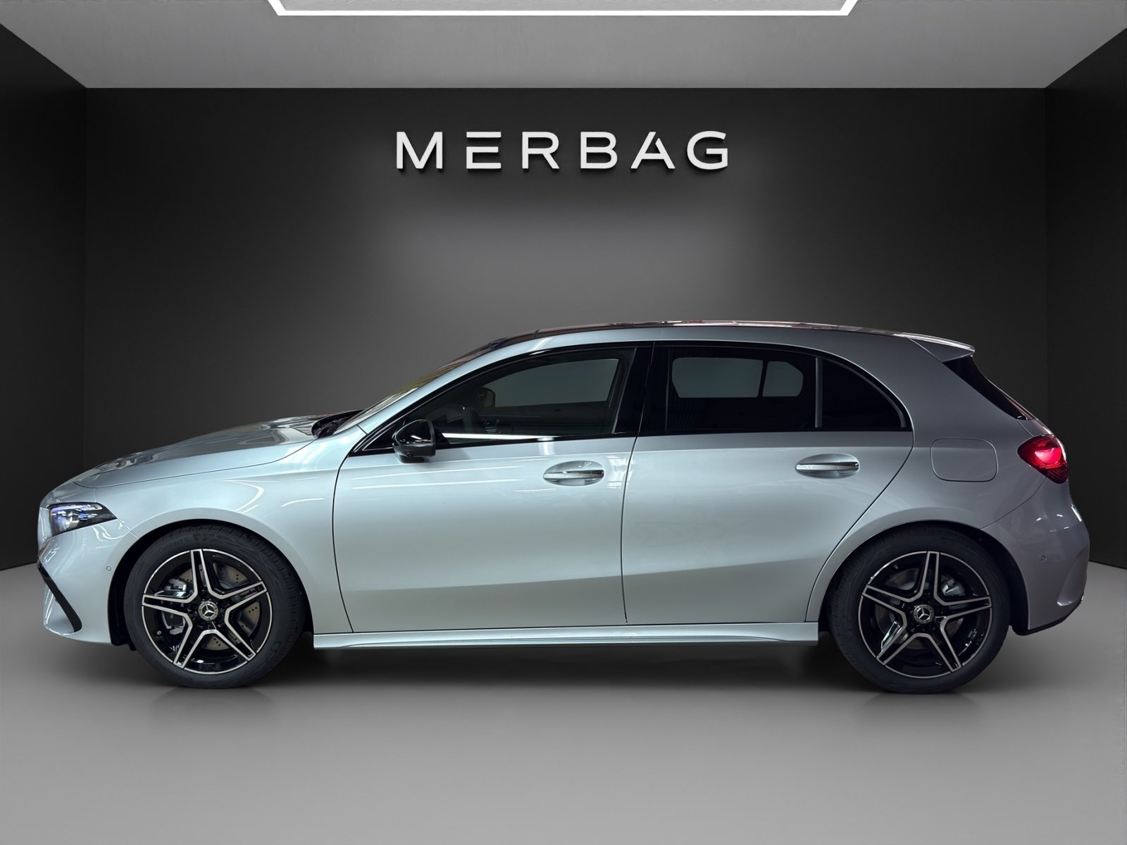 MERCEDES-BENZ A 200 Night Star 7G-DCT, Mild-Hybrid Petrol/Electric, New car, Automatic - 2