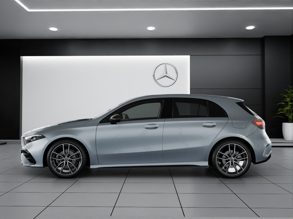 MERCEDES-BENZ A 200 Night Star 7G-DCT, Hybride Leggero Benzina/Elettrica, Auto nuove, Automatico - 5