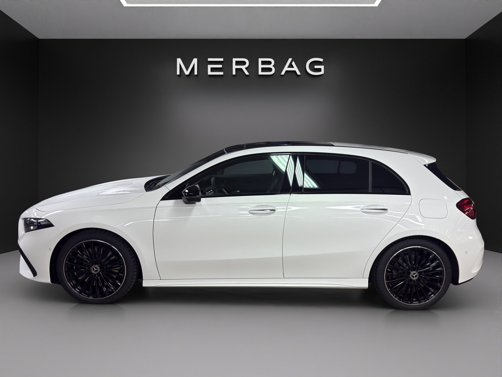 MERCEDES-BENZ A 200 Night Star 7G-DCT, Mild-Hybrid Benzin/Elektro, Neuwagen, Automatik - 2