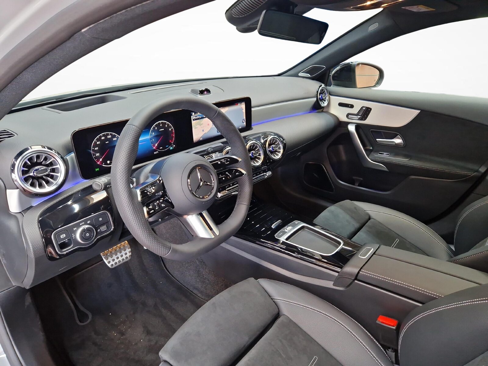 MERCEDES-BENZ A 200 Night Star AMG Line Special Edition, Mild-Hybrid Petrol/Electric, New car, Automatic - 5