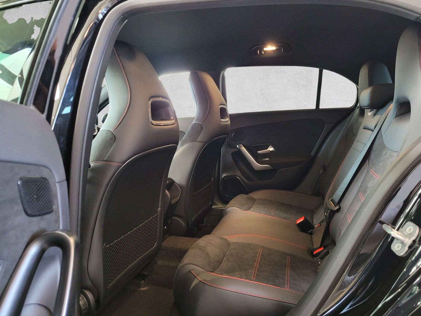 MERCEDES-BENZ A 200 Night Star AMG Line W177, Mild-Hybrid Benzin/Elektro, Neuwagen, Automatik - 3