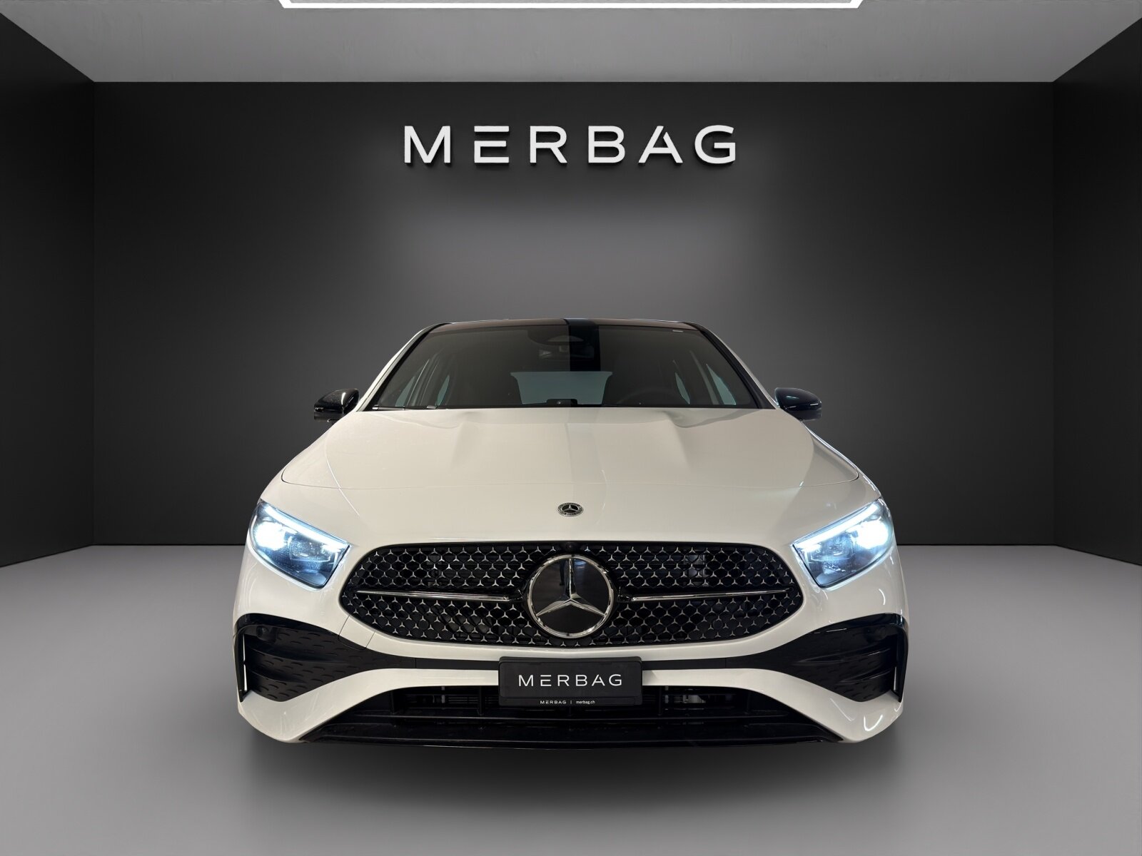MERCEDES-BENZ A 200 Night Star 7G-DCT, Hybride Leggero Benzina/Elettrica, Auto nuove, Automatico - 2