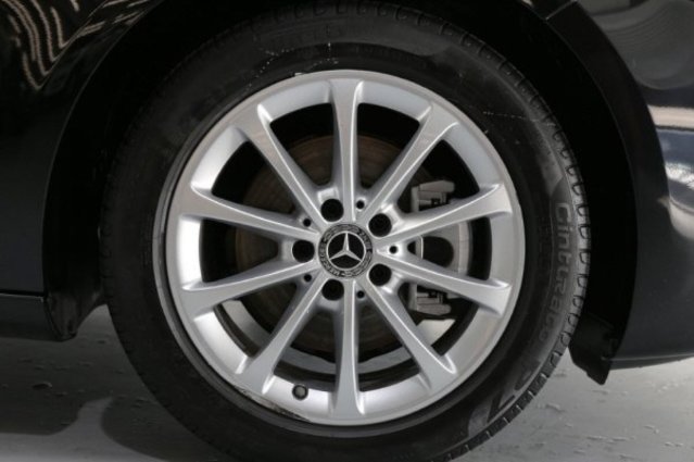 MERCEDES-BENZ A 200 Progressive, Essence, Occasion / Utilisé, Manuelle - 5