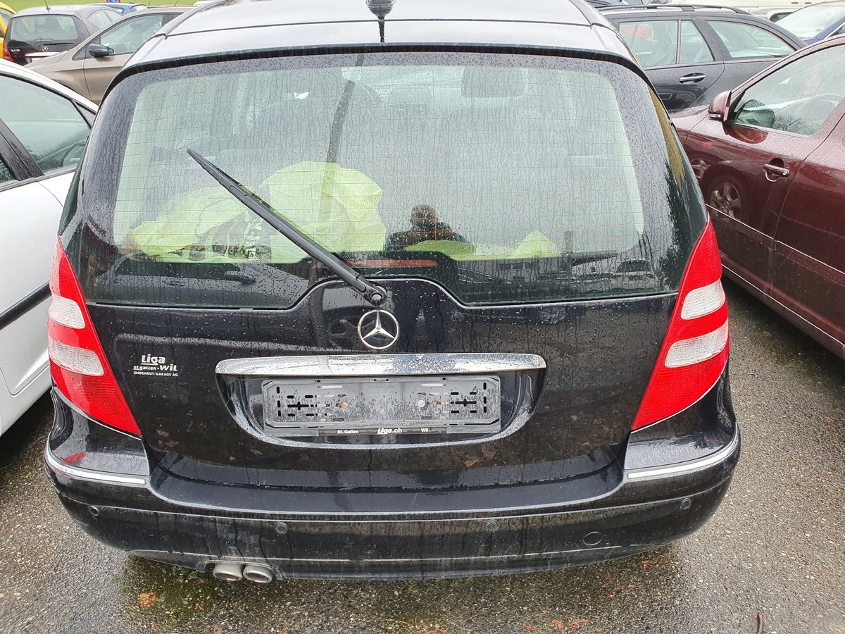 MERCEDES-BENZ A 200 T Elégance, Essence, Occasion / Utilisé, Manuelle - 2