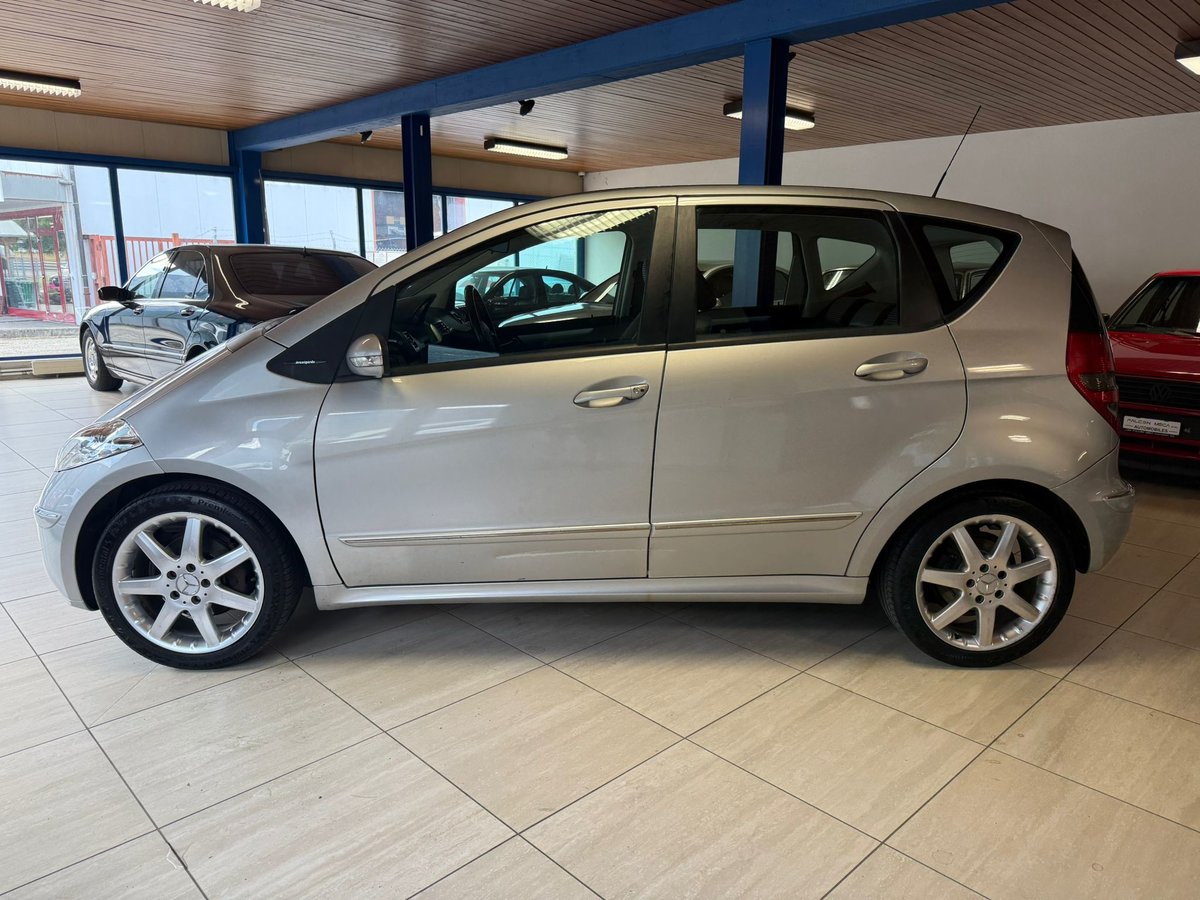MERCEDES-BENZ A 200 Avantgarde, Essence, Occasion / Utilisé, Manuelle - 4