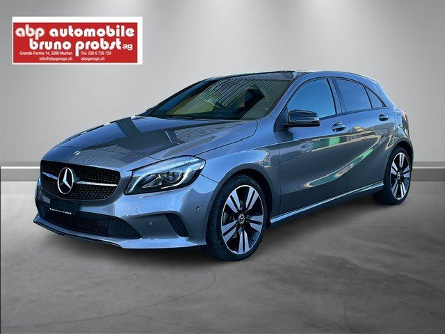 MERCEDES-BENZ A 200 Night Star 7G-DCT