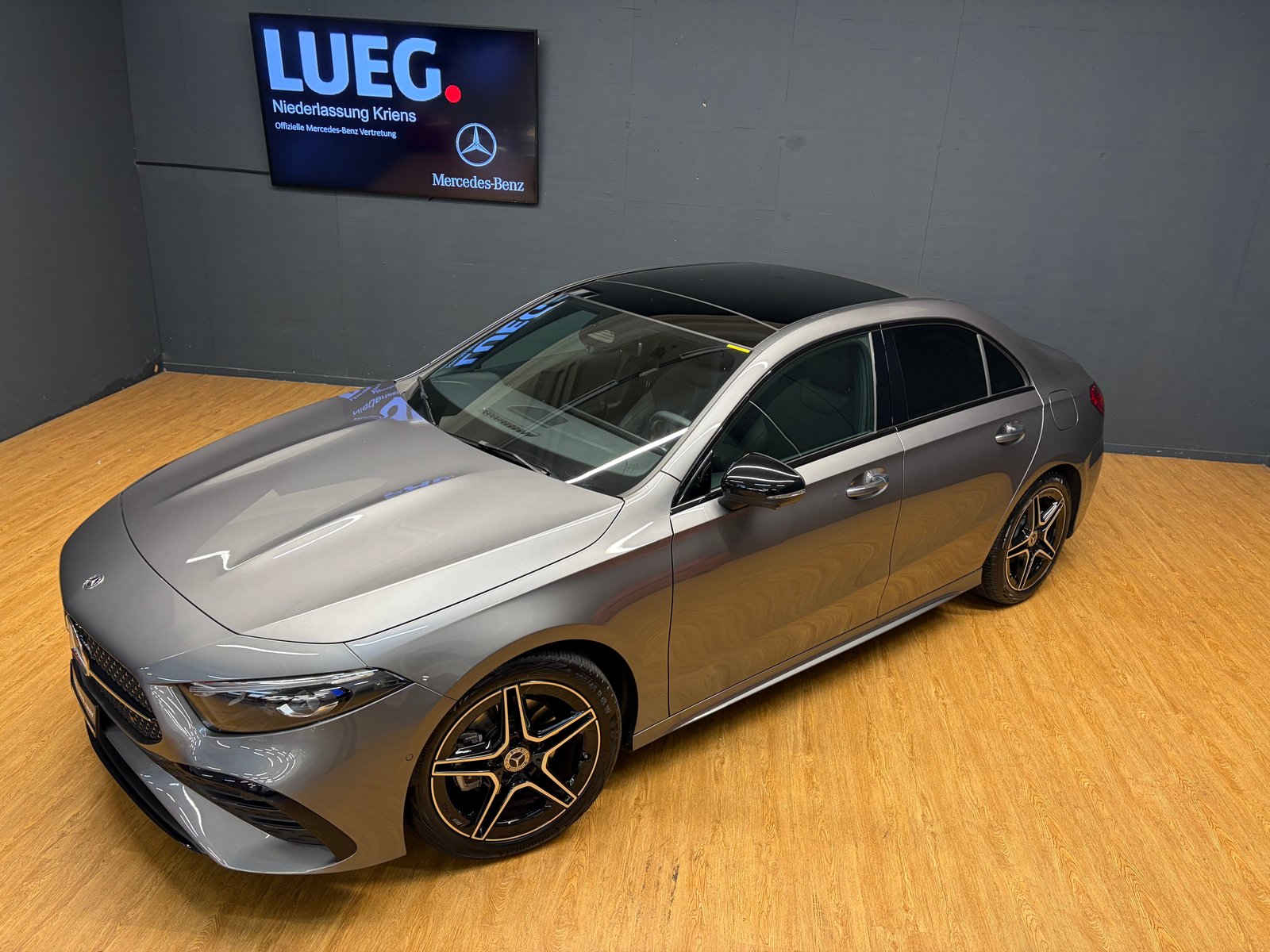 MERCEDES-BENZ A 200 - AMG - Limousine / 360 Grad Kamera / Panorama-Dach / , Hybride Leggero Benzina/Elettrica, Occasioni / Usate, Automatico - 5