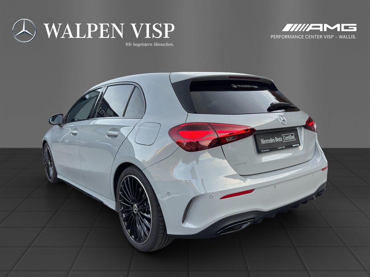 MERCEDES-BENZ A 200 7G-DCT, Mild-Hybrid Petrol/Electric, Second hand / Used, Automatic - 4