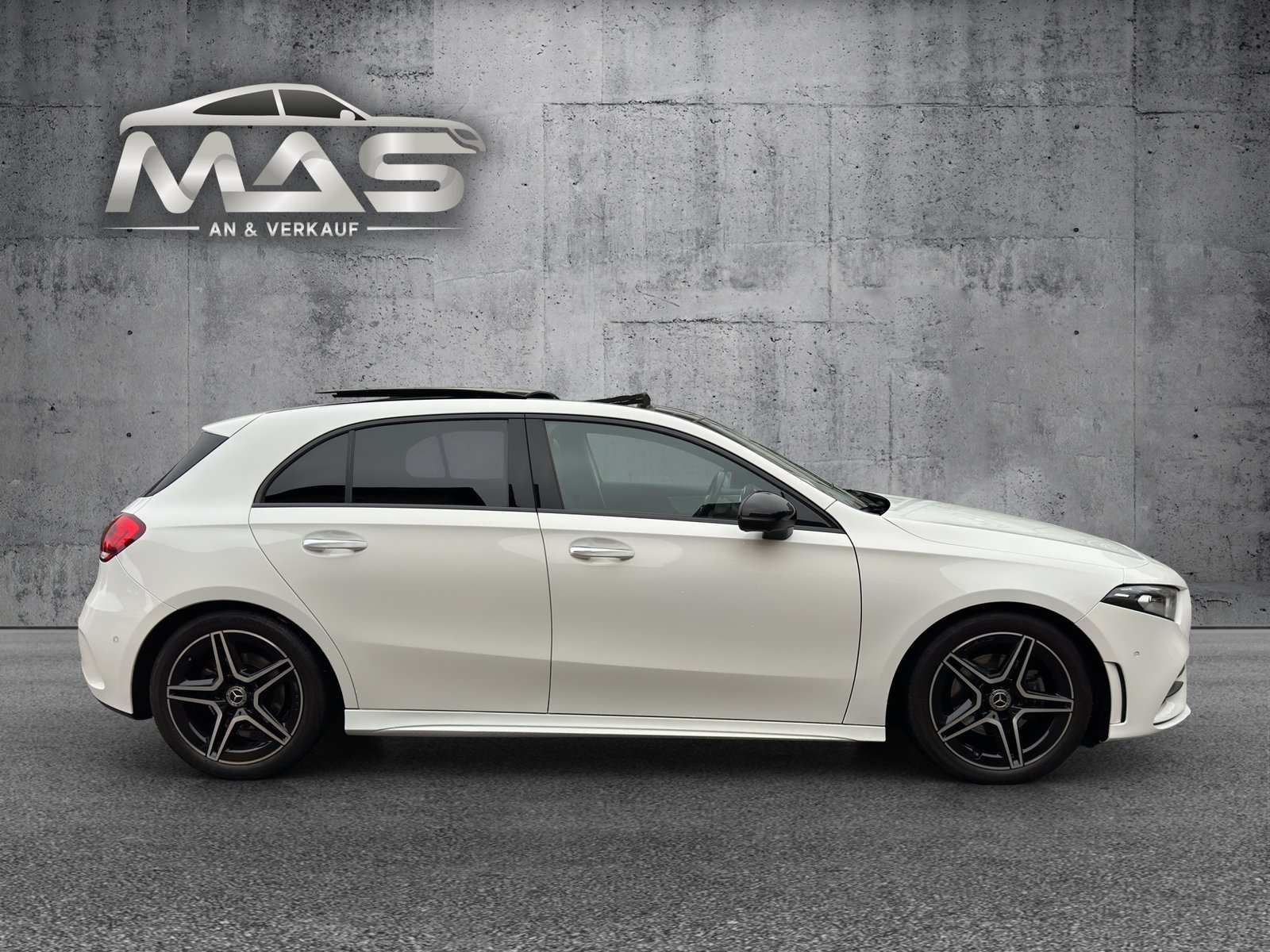 MERCEDES-BENZ A 200 AMG Line, Essence, Occasion / Utilisé, Manuelle - 7