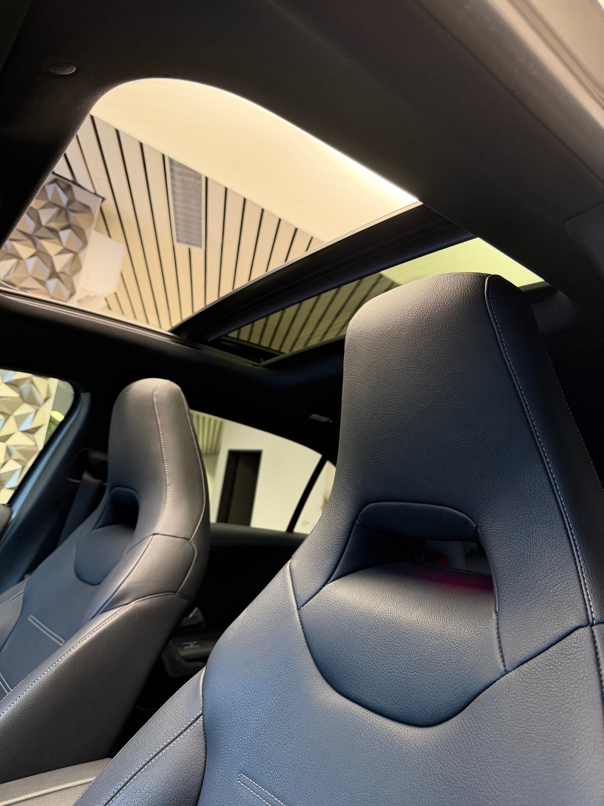 MERCEDES-BENZ A 200 AMG Line 7G-DCT, Essence, Occasion / Utilisé, Automatique - 6