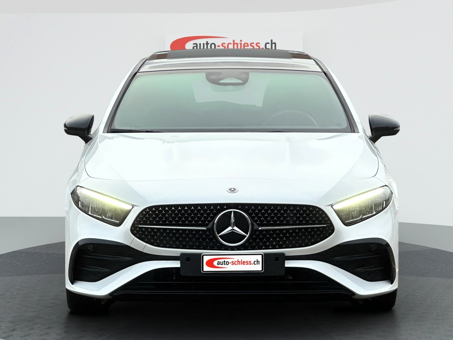 MERCEDES-BENZ A 200 AMG Line Night 7G-DCT Facelift, Mild-Hybrid Petrol/Electric, Second hand / Used, Automatic - 2